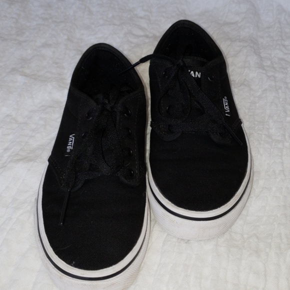 vans atwood low top vans atwood low top